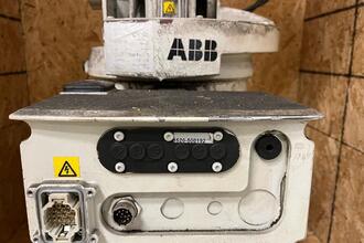2014 ABB Welding Robot Welding Equipment | Global Machine Brokers, LLC (3)