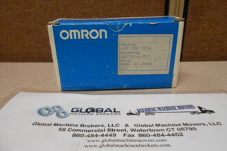 Omron D4A-3E04N Limit Switch, 6A, 24VDC, New in Box Electrical | Global Machine Brokers, LLC (2)