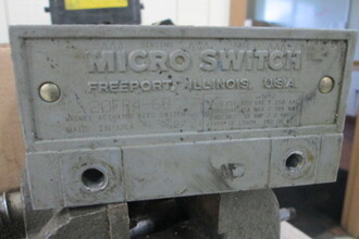 MICRO SWITCH 20FR4-6B 20FR Industrial Components | Global Machine Brokers, LLC (1)